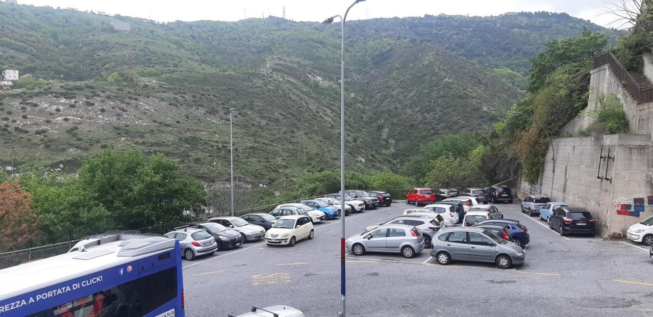 Appartamento Grazioso, Molto Tranquillo! Γένοβα Εξωτερικό φωτογραφία